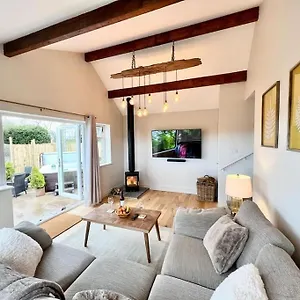 https://treetops-cottage-amazing-views-one-mile-from-richmond.yorkshirehotels.net