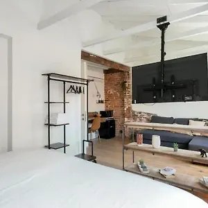 https://good-vibe-rooms.basquecountryhotels.org