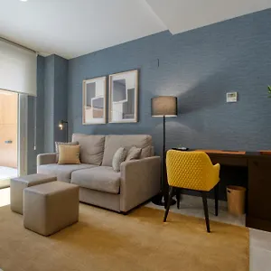 https://calm-apartments.topbarcelonahotels.com